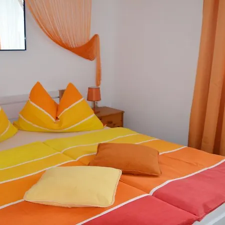 Gasthof-pension Karawankenblick Portschach am Woerthersee